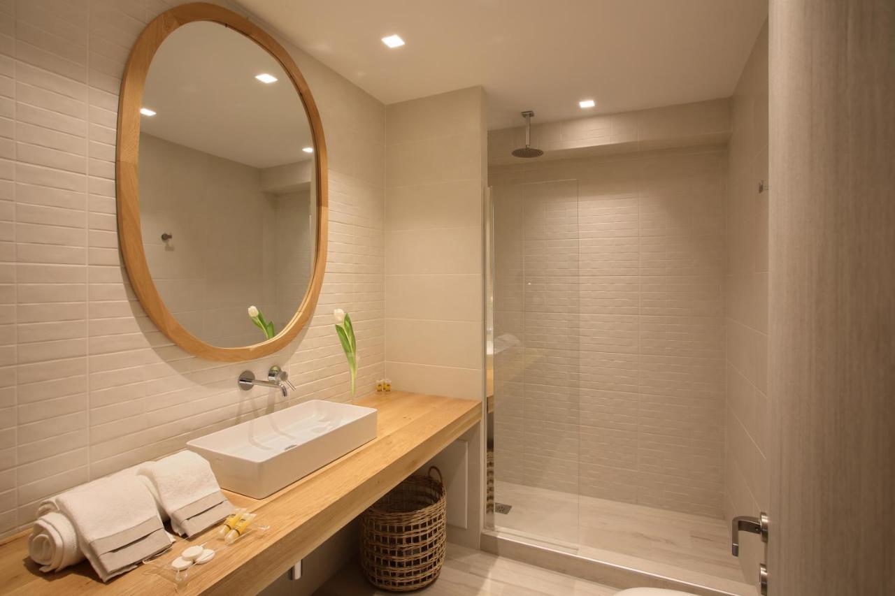 Love Lifestyle Suite Aten Exteriör bild